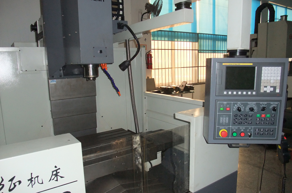 数控铣床